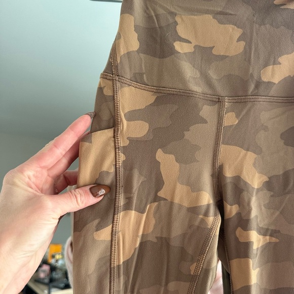 Lululemon Align High-Rise Pant with Pockets 25" - Picture 7 of 7